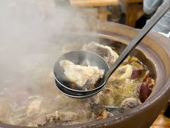 连州果园鸡-威邵鸡煲(西华路总店)