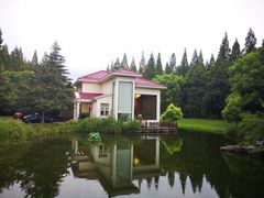 -上海怡沁园度假酒店