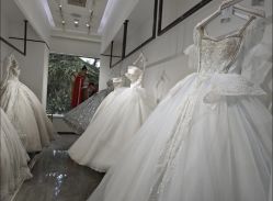 -雅云婚纱摄影工作室旗舰店