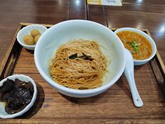 蟹粉黄金捞面-蟹上黄·蟹黄面·江南糖水(人民广场店)