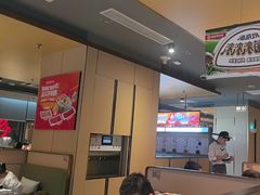 -海底捞火锅(珠影星光城夜宵主题店)