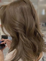 -佰亿Salon·烫染造型