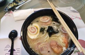 Egg Yolk Duck Roll Noodles