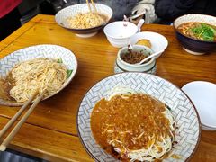 -刘国涛老杂酱(电报路店)