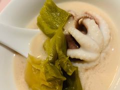 酸菜煮望潮-荣轩(新荣记环球金融中心店)