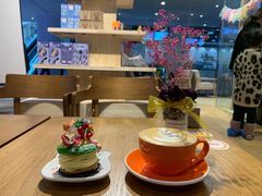 -藏猫猫咖啡主题馆(中央大道店)