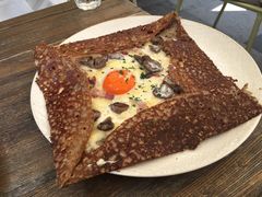 鸡蛋蘑菇熏肉荞麦可丽饼-RAC BAR(安福路店)