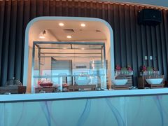-亚洲国际大酒店·云顶阁旋转自助餐厅