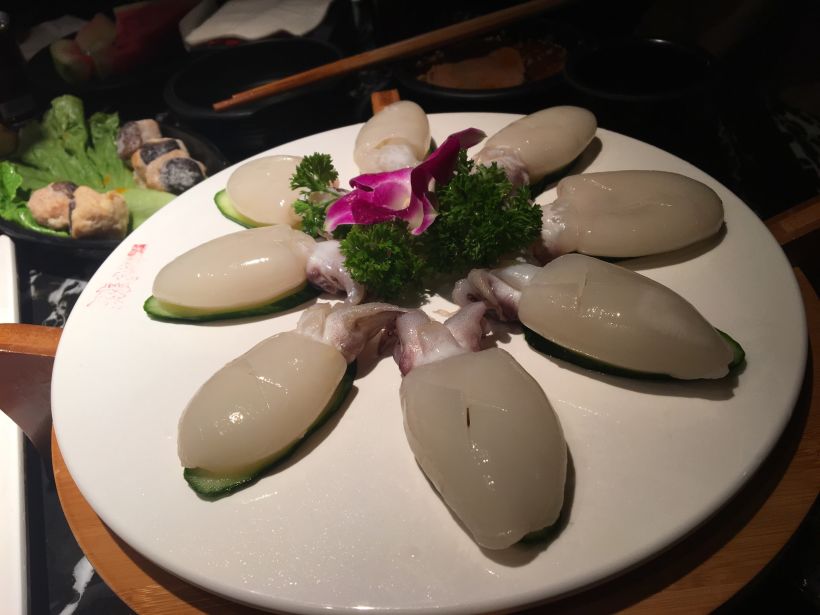 墨鱼仔 很喜欢,在辣锅里煮,味道很棒,弹力十足,而且很新鲜哦