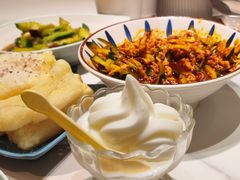 -黄记煌三汁焖锅(新佳丽江汉路店)