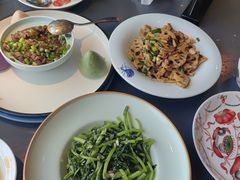 -江宴渔村·鱼鲜土菜(紫荆广场店)