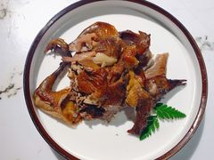 烤乳鸽-江南苑精菜坊