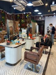 -PE SALON