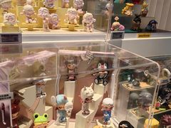 -泡泡玛特POPMART(东直门来福士店)