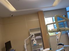 -上海仁爱医院口腔科 · 种植