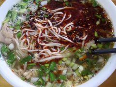 -马德元纯汤牛肉面(太奥广场店)