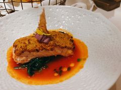 -Mogul Eatery·大亨餐酒馆