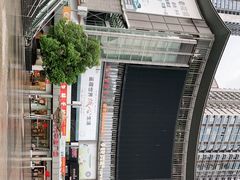 -日月光中心广场