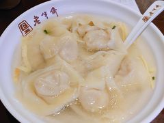 刀鱼馄饨-老半斋(福州路店)