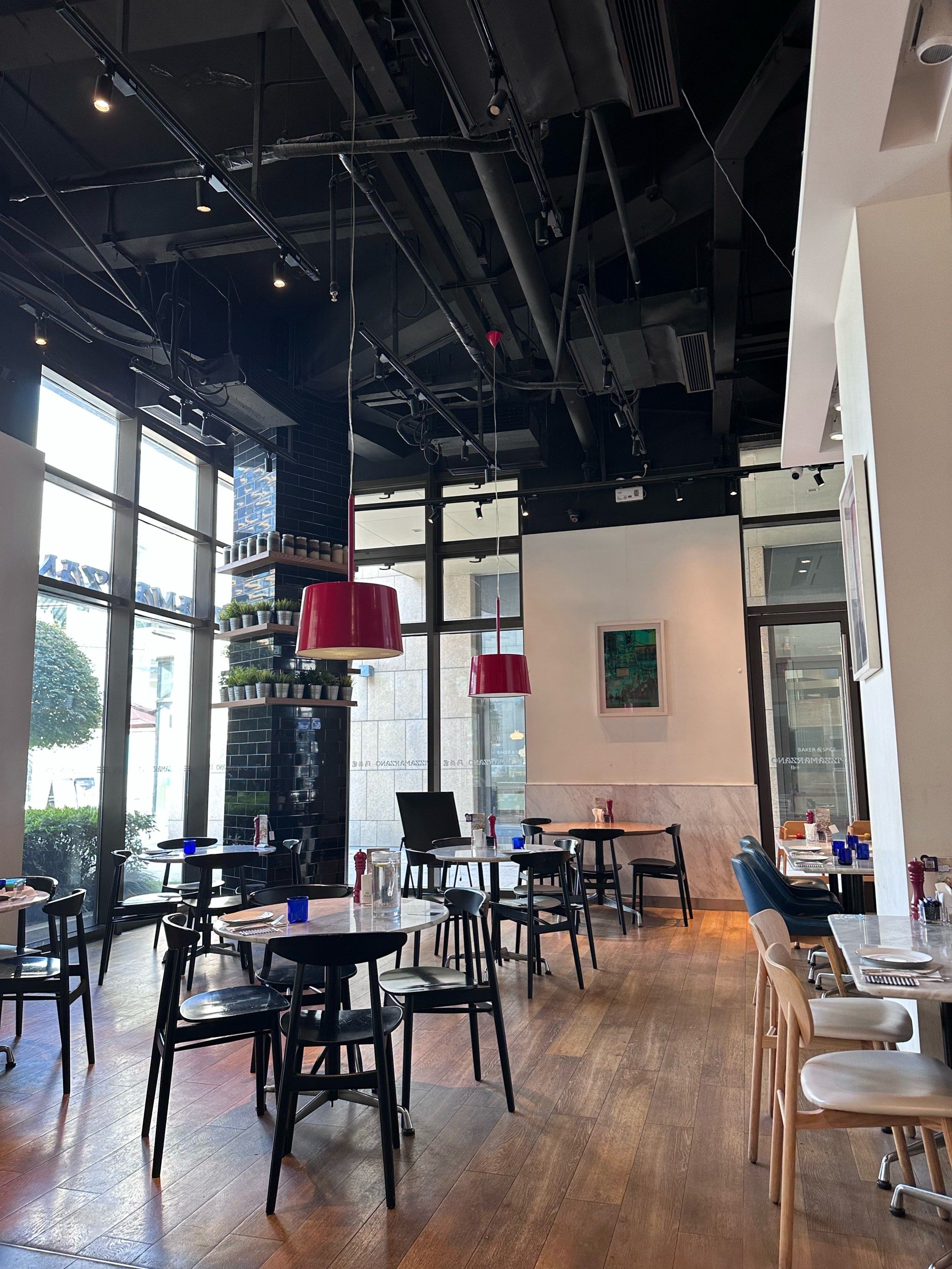 玛尚诺(丰尚国际生活中心店)」一如既往的好吃,这次点的鸡米花披萨