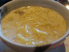 黄鱼煨面-杭州西子湖四季酒店·金沙厅