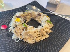 -彩云天云南餐厅