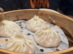 -莱莱小笼·乔艾