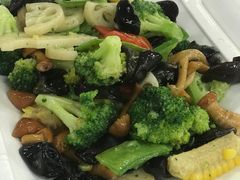 -雅逸居海鲜小厨