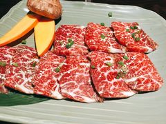 -山川小町·极番烧肉(新地假日广场店)