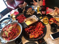 -沪小胖小龙虾(淮海中路旗舰店)