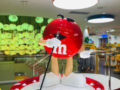 -m豆巧克力世界(上海世茂广场店)