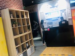 -LOHO眼镜(北京朝北大悦城店)