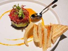 牛肉塔塔配牛油果黑橄榄酱-Solo(衡山路店)