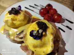 黑松露帕尔玛火腿班尼迪克蛋-UPPER KITCHEN(延安路店)