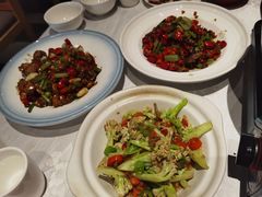 -鄱阳湖·江西小炒·瓦罐煨汤(五道口店)