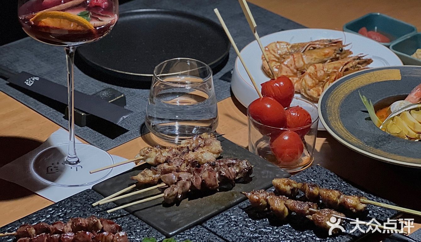 贵阳探店｜藏在市区很有氛围感的宝藏餐厅酒吧