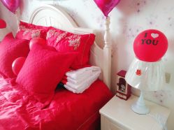 -朵拉定制美妆美甲