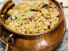 牛肝菌焖饭-蔼若春.传承三十年云南菜(金碧公园店)