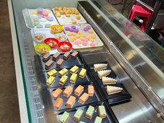 冰淇淋-梦幻岛海鲜自助·涮烤一体(启东申港城店)