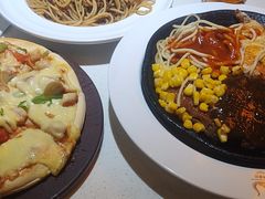 -汤姆家的牛排意面披萨(融创茂店)