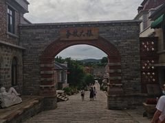 -清风小镇闯关东影视基地