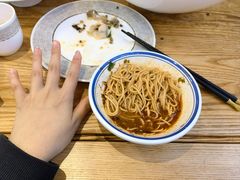 -柒月小火炉·新派川菜(金狮广场店)