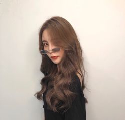 -MYYF SALON烫发染发