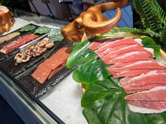 -鑫海汇海鲜烤肉火锅自助(七彩城店)