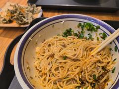 -云阿蛮云南生烫牛肉米线(奉贤路店)