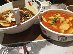 -渝是乎酸菜鱼(龙旗购物中心店)