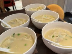 -君来湖滨饭店·玫瑰园