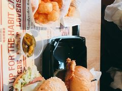 -The Habit Burger Grill 哈比特汉堡(复兴soho店)
