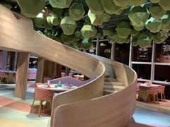 -水桶王国主题餐厅·聚会·生日派对·亲子活动·家庭套餐(亚龙湾希尔顿店)