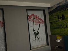 -优莱精选酒店(兰州城关区平凉路东方红广场地铁站店)